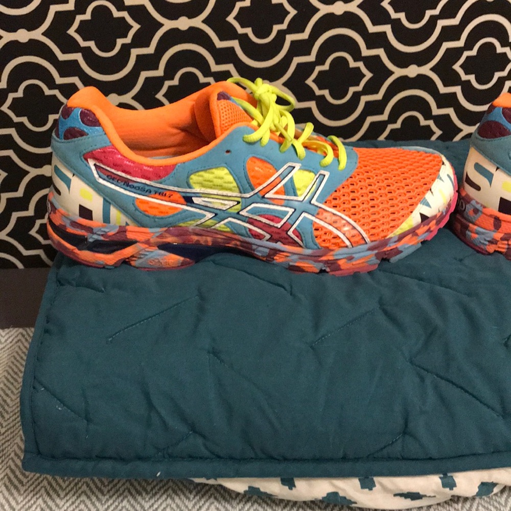 Size 11.5 ASICS